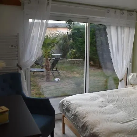 Chalet Zen Avec Son Jacuzzi Et Jardin Tatil Evi *