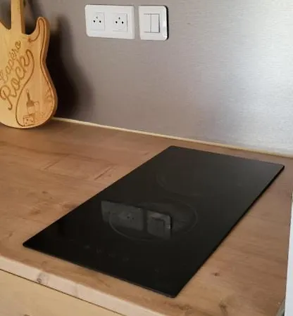 Chalet Zen Avec Son Jacuzzi Et Jardin