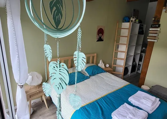 Chalet Zen Avec Son Jacuzzi Et Jardin *